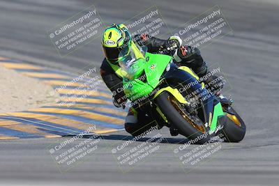 media/Nov-15-2024-CVMA Friday Practice (Fri) [[b142d29251]]/4-Group 4 and Trackday/Session 2 (Turn 10)/